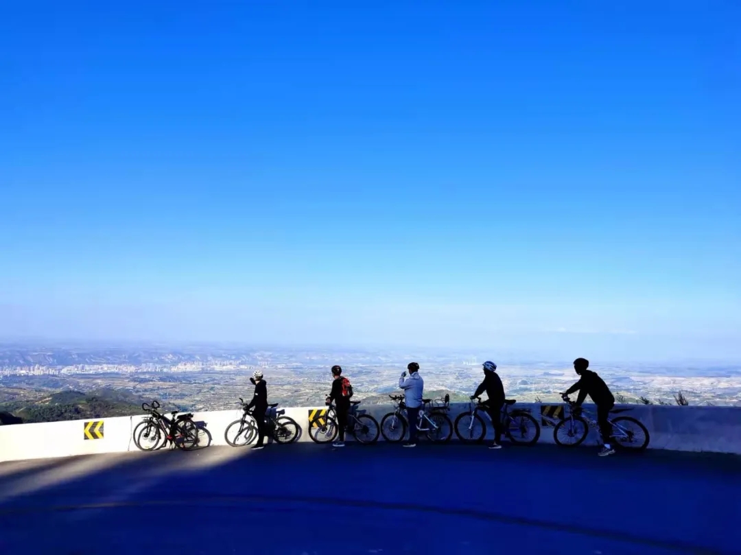 重整行装再出发——FUN88乐天使召开改革重组动员会议(图13)