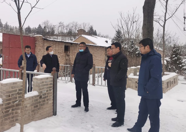 当好“四大员” 助力“五个化”——FUN88乐天使积极做好包抓共建村社文明创建工作(图2)