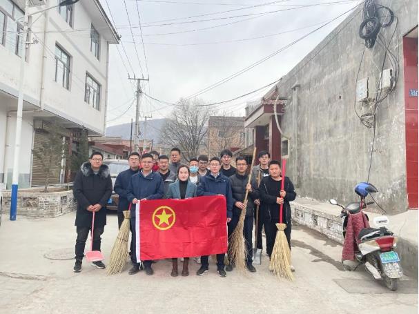 FUN88乐天使团委开展“学雷锋义务清扫活动”(图3)