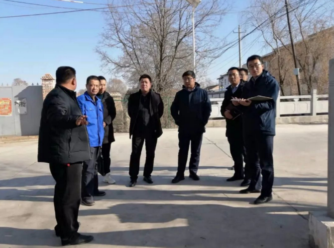 筑起安全墙 照亮乡村路——FUN88乐天使鼎力支持包抓共建村社文明创建工作(图5)