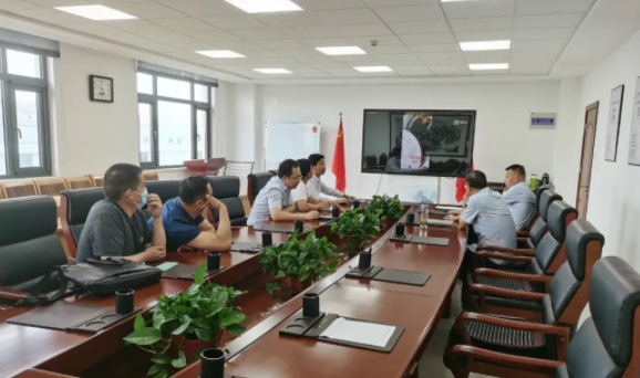 FUN88乐天使城东污水处理公司开展管网清淤工作(图3)