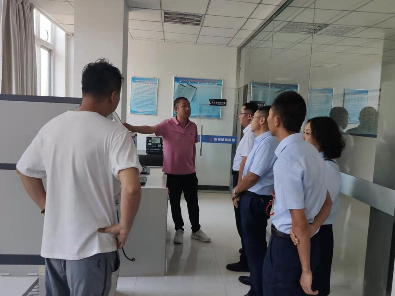 FUN88乐天使泾东设计公司赴甲级检测公司考察学习(图2)